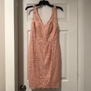 💗Pink lace David’s Bridal dress💗